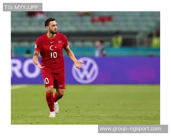 恰尔汗奥卢自豪代表土耳其百场伊尔迪兹有望争夺金球奖