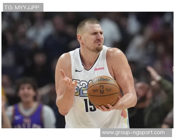 约基奇成NBA历史首位三项数据均列赛季前3的球员掘金揭幕战引关注