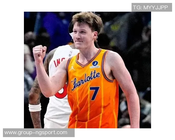 弗拉格狂砍42分提升场均09分距克尼佩尔仅差06分