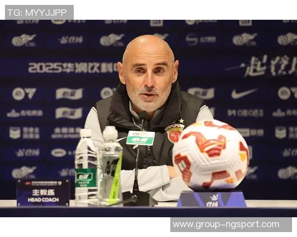 穆斯卡特有意继续执教海港队或将不加盟流浪者队 穆斯卡特有意继续执教海港队或将不加盟流浪者队