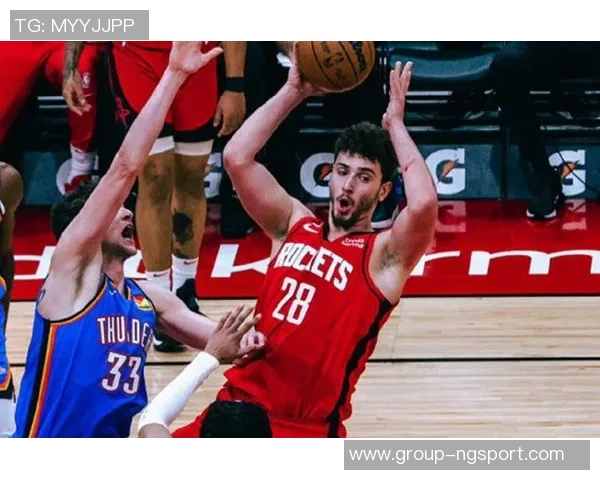 卡佩拉赞申京传球能力期待双塔组合带来更多空间创造