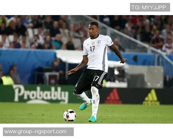 博阿滕宣布将与孔帕尼合作在拜仁进行教练实习体验