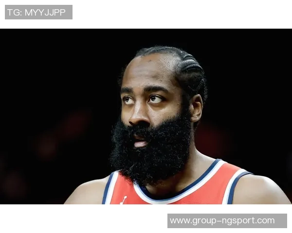 哈登小卡第三节体力透支哈登上半场主动请求休息引关注 哈登小卡第三节体力透支哈登上半场主动请求休息引关注